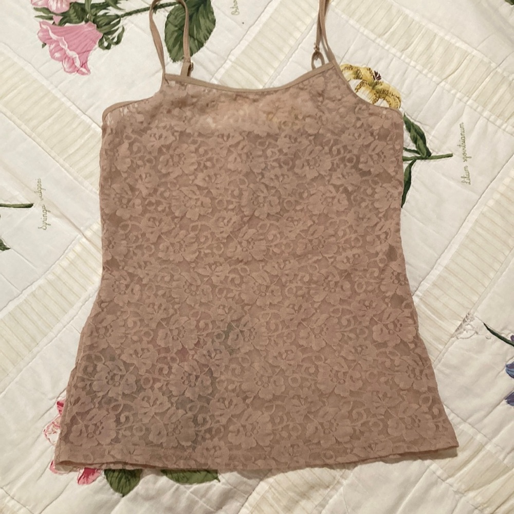 Small beige Lacey tank top in hood used condition